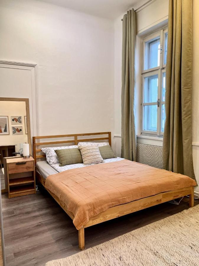1 Bedroom Studio Close To Palmovka Praga Exterior foto