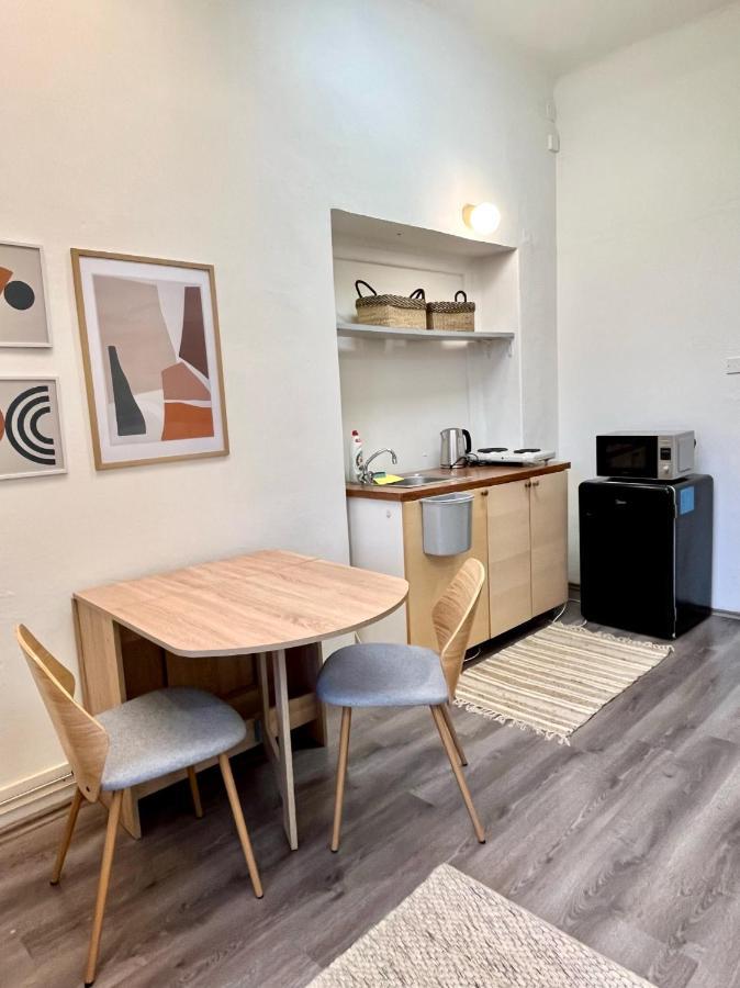 1 Bedroom Studio Close To Palmovka Praga Exterior foto